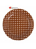 Piatti di carta con punti di cioccolato